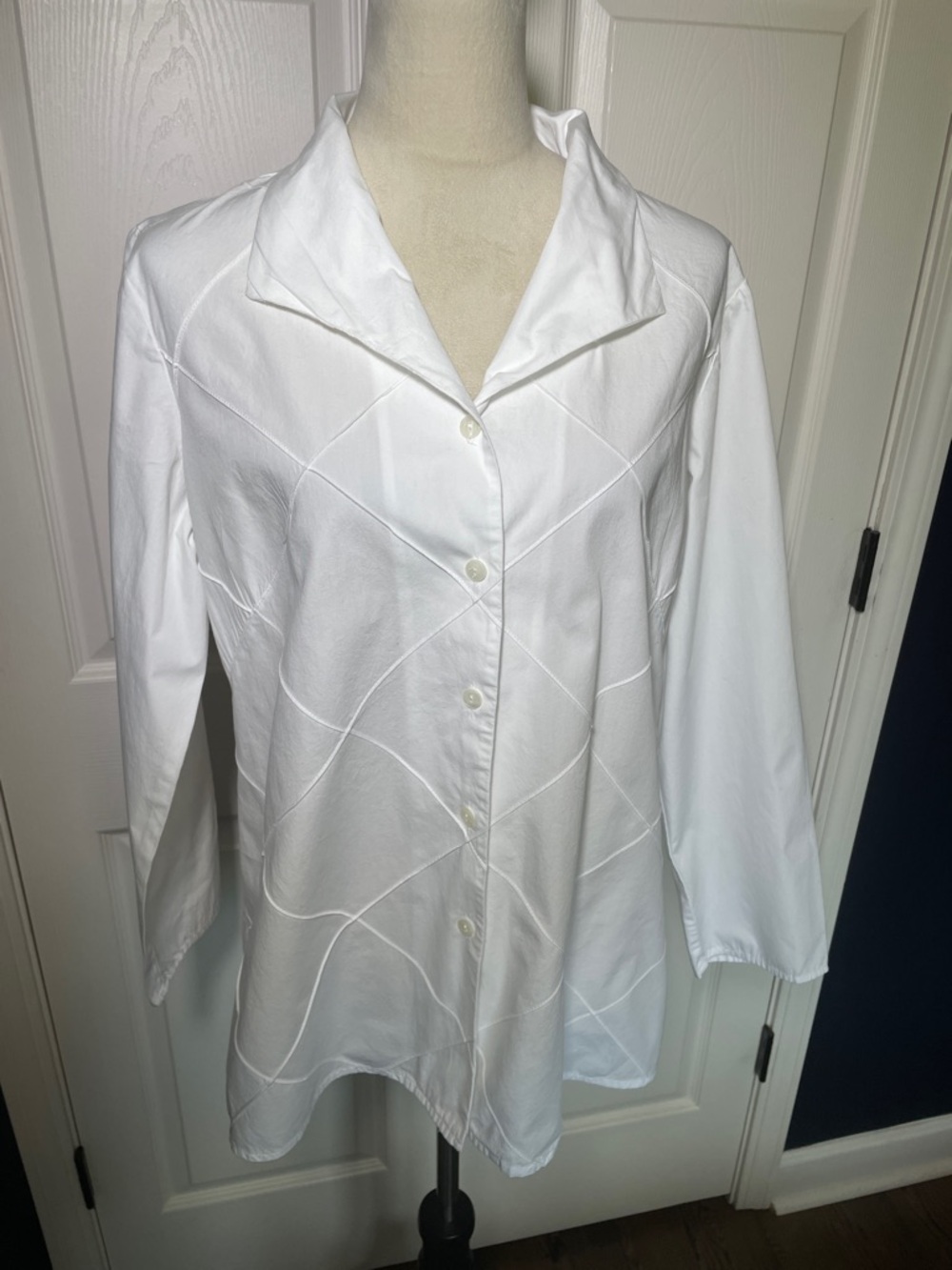 Tribeca‎ Studio Cotton White Button-Front Shirt Subtle Wave Stitching Sz 12